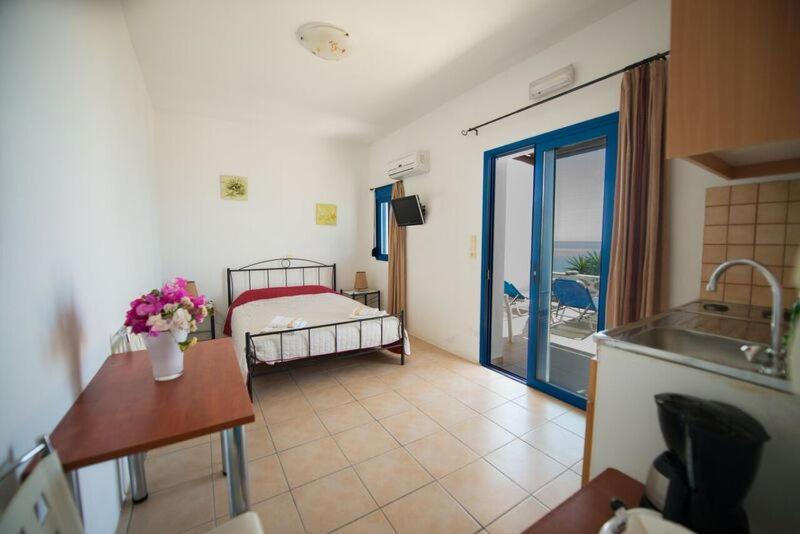 Kionia Apartments Kerames 外观 照片